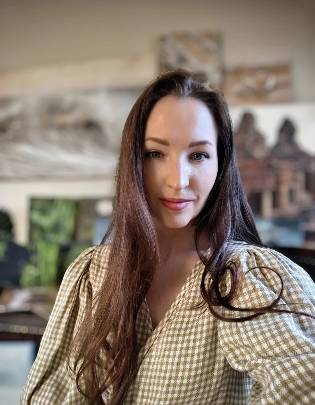 Mila Bezú, художник